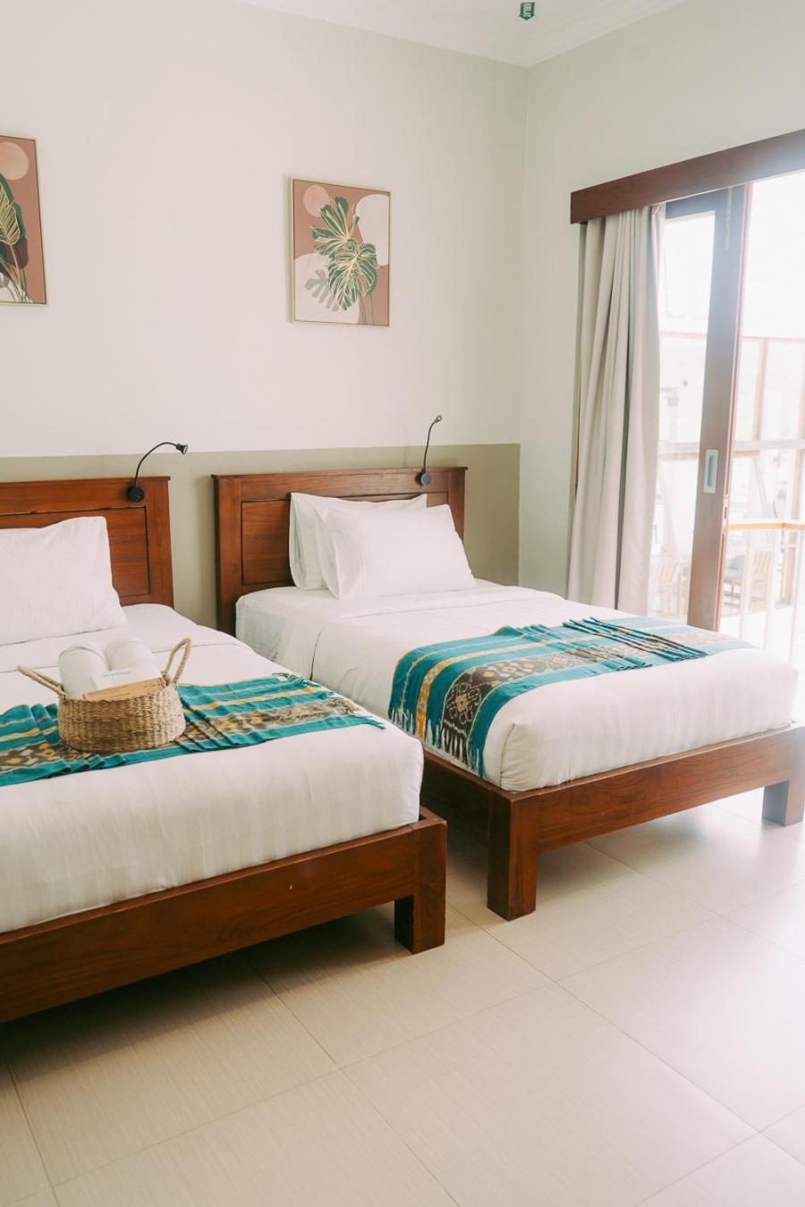 Escape Bajo Hotel Labuan Bajo Exterior photo